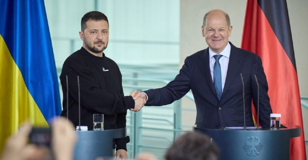 OKB nderon me çmimin “Global Citizen” Scholz dhe Zelensky zelensky scholz