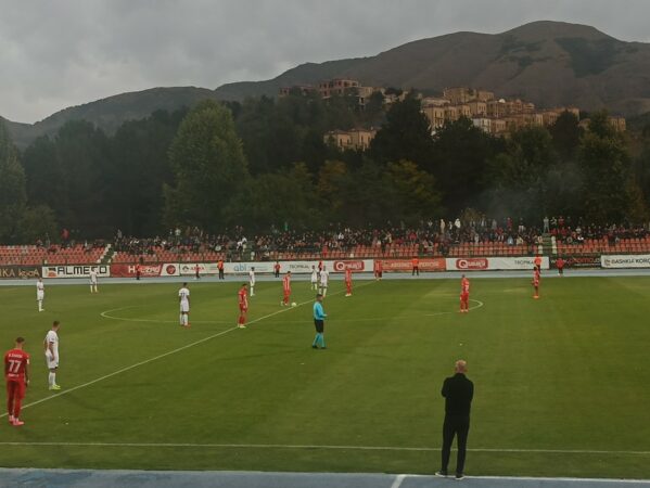 Vllaznia tregon forcën, shkodranët mundin Skënderbeun në Korçë 392921161 717684953733183 2230417724686290025 n 599x450 1