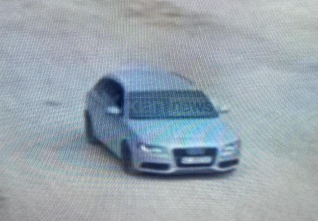 Ky është automjeti i autorëve që hapën zjarr drejt banesës së Skënder Likës 1 IMG 5175