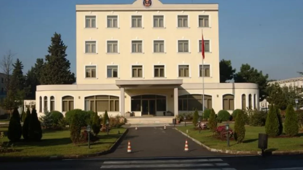 Hakerat rus sulmojnë faqen online të SHISH IMG 5402