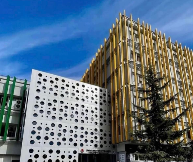 Fakulteti njofton studentët: E hëna pushim, Samiti i Berlinit ka bllokuar rrugët IMG 5435