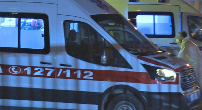 Përplasen dy motomjete, dëmtohen tre të rinj IMG 5478