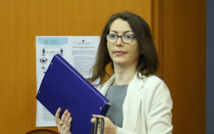 Komisioneri Publik kërkon shkarkimin e prokurores Marsida Frashëri Marsida Frasheri pas seances 750x649 1
