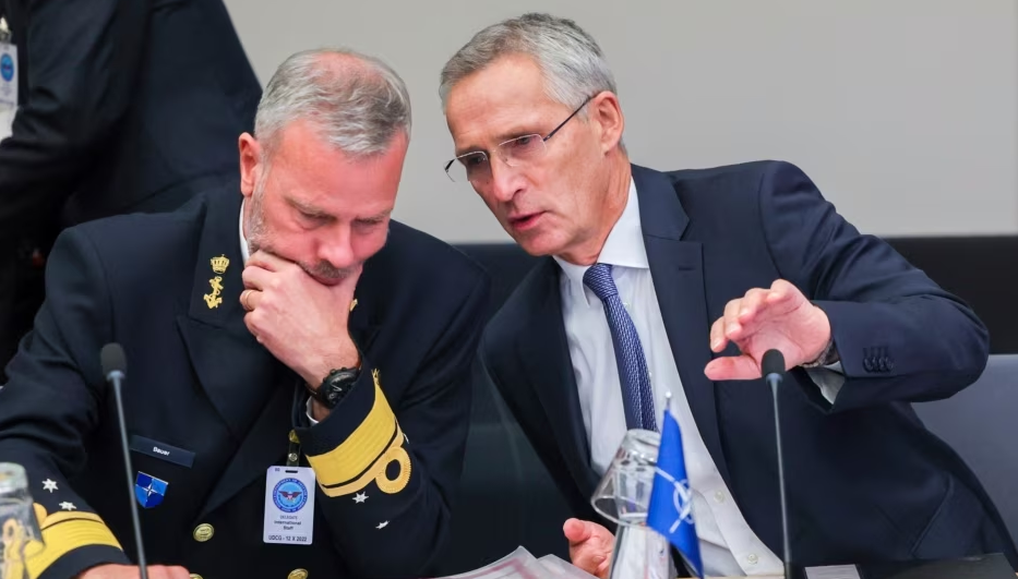 NATO kërkon rritjen e prodhimit të armëve, paralajmëron se depot po zbrazen Screenshot 2023 10 04 183934