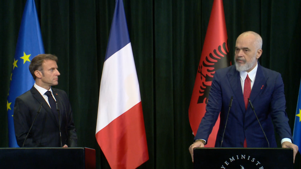 Vizita në Tiranë, Macron: Riangazhim i Francës në rajon. Shqipëria ka vullnet që të bëjë reformat Screenshot 2023 10 17 105257