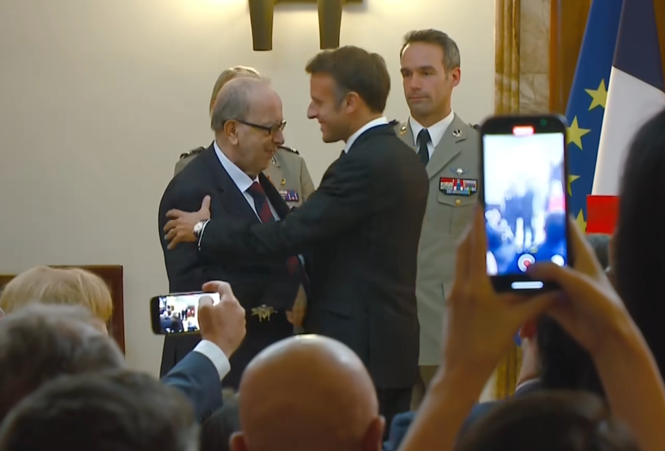 AFP : Ismail Kadare: “Letërsia më dha mundësinë të kapërcej të pamundurën” Screenshot 2023 10 17 181205