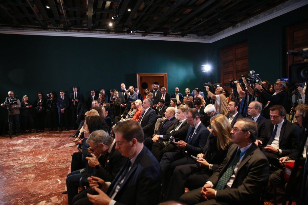 FOTO/ Rama: Zgjerimi i BE nuk duhet të pengojë ribashkimin e Europës! Presidenti Macron rol kyç 9 WhatsApp Image 2023 10 17 at 11.05.33