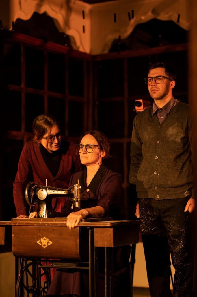 Shfaqja “Babai dhe Babai” në teatrin Metropol këtë fundjavë, Veliaj: Një dramë plot emocione 1 WhatsApp Image 2023 10 20 at 09.28.14