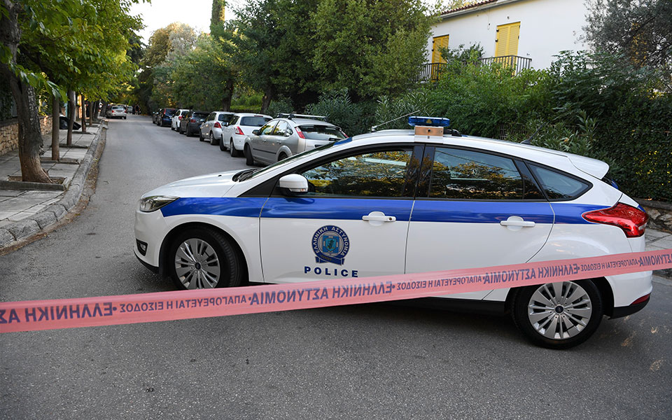Greqi/ Babai vret vajzën që vuante nga skleroza: Nuk e shihja dot në atë gjendje dolofonia zakinthos