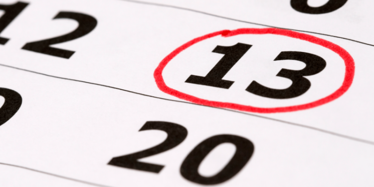 E premte, data 13/ Pse besohet se sot ju ndjek fati i keq? friday the 13th e1627583019133 750x375 1