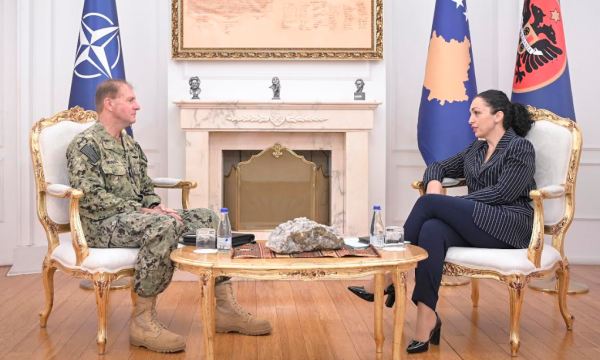 Osmani takohet me komandantin e NATO-s në Itali: Serbia të heqë trupat ushtarakë nga kufiri! osmani munsch 600x360 1