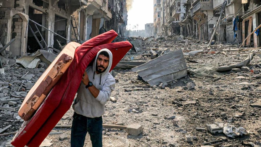 Zyrtarët palestinezë: Rritet numri i viktimave në Gazë, të paktën 1100 të vrarë palestine