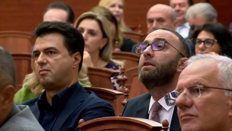 Basha akuzoi se përdorin kaosin në Kuvend për interesa personale, Bardhi: Sa kate ke marrë te kulla? 1696527931 lulzimbasha