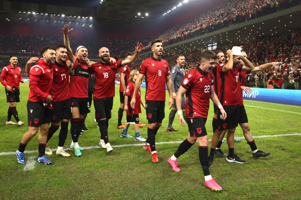 “Shqipëri-Ishujt Faroe”, Policia apel tifozëve: Mos fusni në stadium asnjë send të kundërligjshëm 2 3
