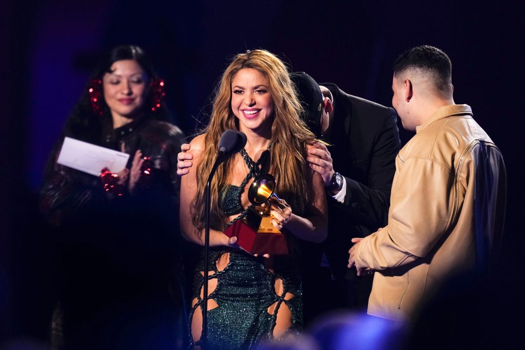 231116 spain latin grammy shakira ac 835p 86ff2b