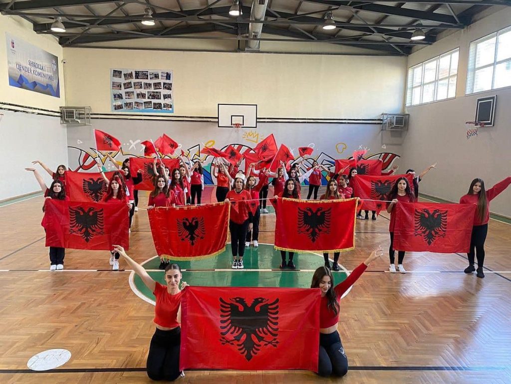 FOTO/ 79-vjetori i Çlirimit të Tiranës, kryeministri Rama tregon momentet nga festa nëpër shkolla 9 400913719 899609231534739 4369641709840228325 n