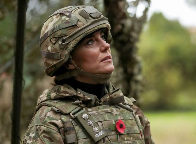 Kate Middleton vesh uniformën ushtarake dhe merr drejtimin e një tanku 1 640 0 2 1699553568
