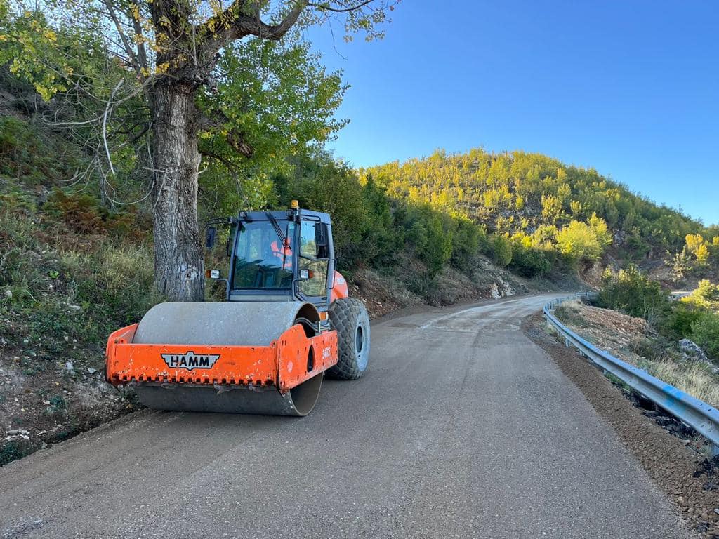 FOTO/ Rama: Rruga Ersekë-Leskovik drejt përfundimit, dritare e re e zhvillimit turistik 1 7 24