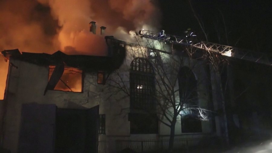 Rusia bombardon Kherson, dhe janë mbi 500 fëmijë të vrarë, Zelensky: S’ka negociata me Putinin 900 0 1699269104xukraina lufta 6 frame 701 891