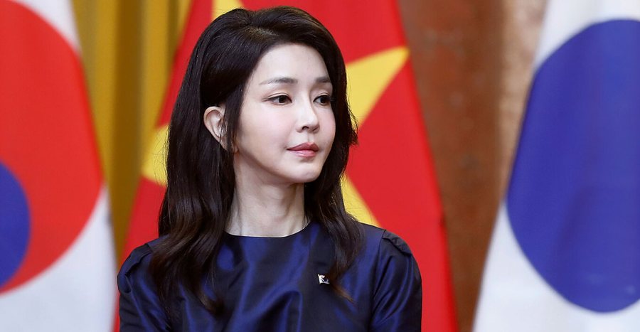 Kim Keon-hee: Zonja e Parë e Koresë së Jugut duket si adoleshente 900 0 1700662892xkim keon hee mak 680