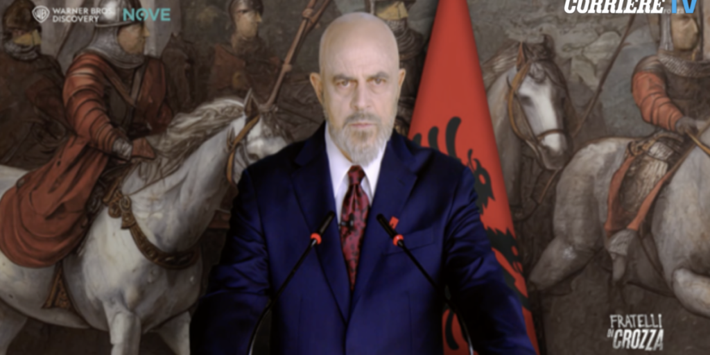 Humoristi i njohur italian imiton kryeministrin shqiptar, ironizon marrëveshjen Rama – Meloni IMG 6212