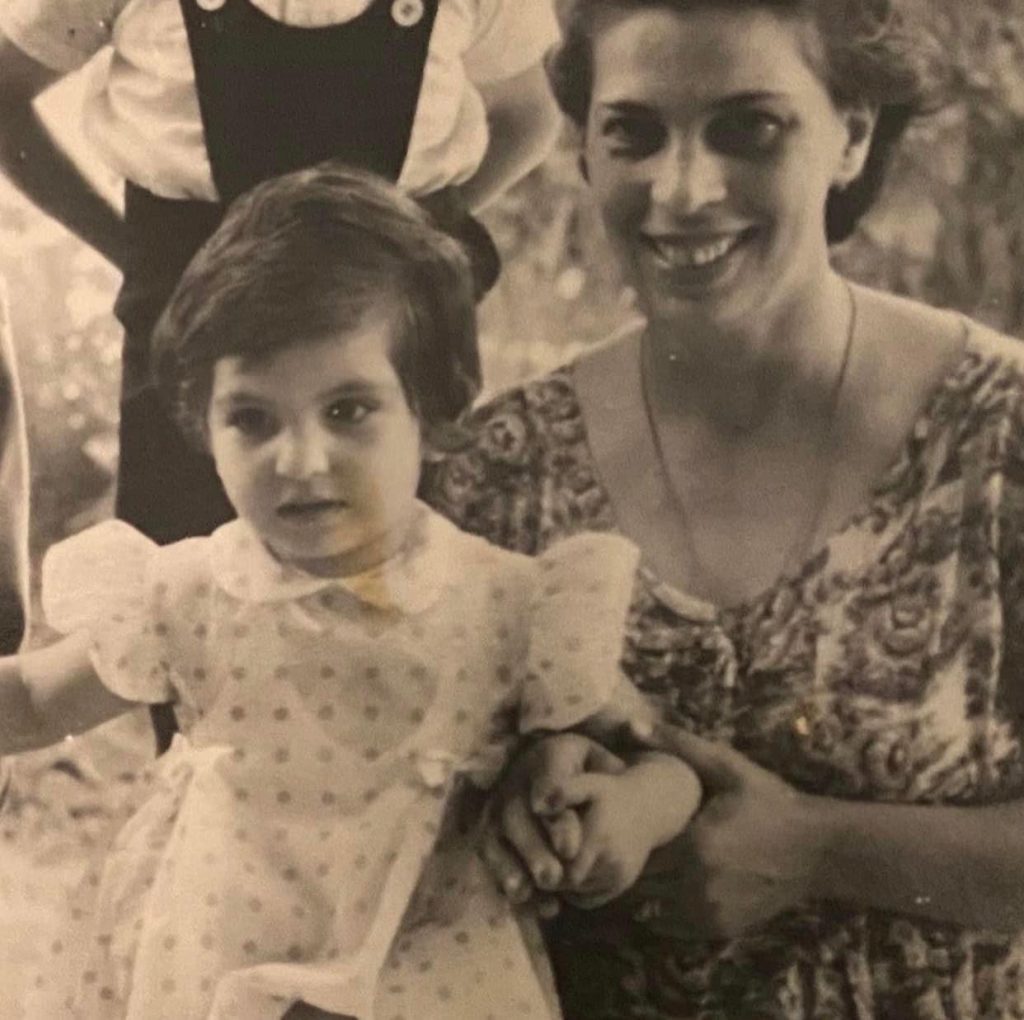Fotot / Jozefina Topalli feston ditëlindjen, ka një mesazh për gjithë mbështetësit dhe një peng të madh 14 IMG 6617