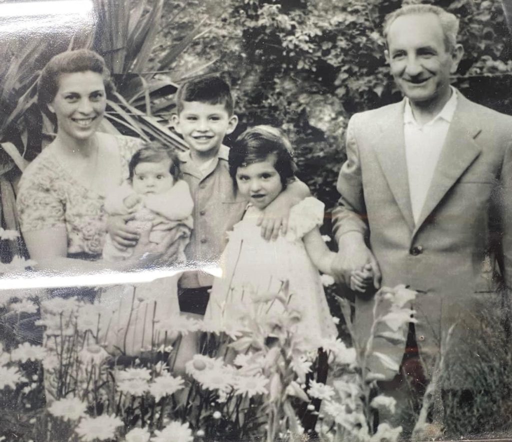 Fotot / Jozefina Topalli feston ditëlindjen, ka një mesazh për gjithë mbështetësit dhe një peng të madh 13 IMG 6618