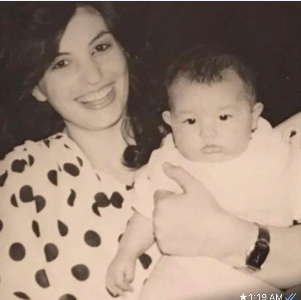 Fotot / Jozefina Topalli feston ditëlindjen, ka një mesazh për gjithë mbështetësit dhe një peng të madh 7 IMG 6624 1