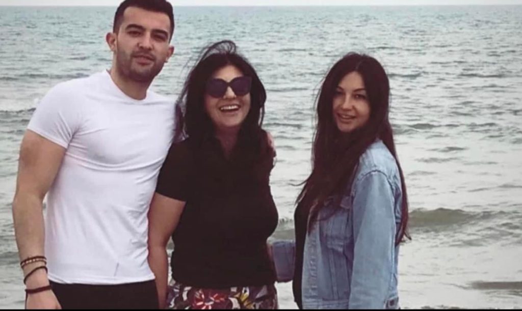 Fotot / Jozefina Topalli feston ditëlindjen, ka një mesazh për gjithë mbështetësit dhe një peng të madh 4 IMG 6627