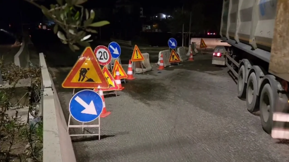 Nis asfaltimi i rrugës Shkozet- Mbikalimi i Plepave, krijohet trafik i rënduar Tirane Ndroq Plepa