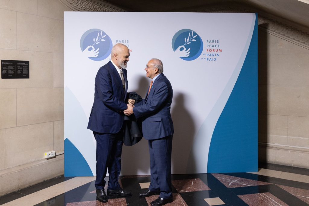 FOTO/ Edi Rama në Forumin e Paqes në Paris, diskutohet lufta Izrael-Hamas! 1 mld € ndihmë për Gazën 1 WhatsApp Image 2023 11 10 at 10.45.29 1