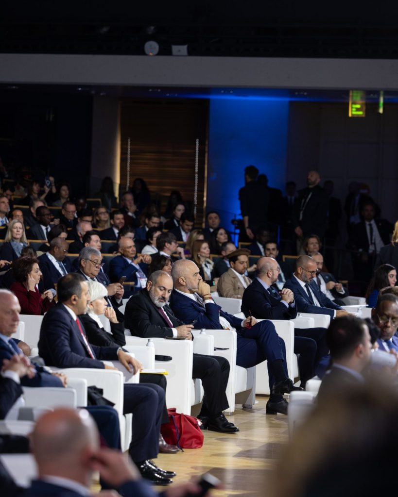 FOTO/ Edi Rama në Forumin e Paqes në Paris, diskutohet lufta Izrael-Hamas! 1 mld € ndihmë për Gazën 2 WhatsApp Image 2023 11 10 at 10.45.29