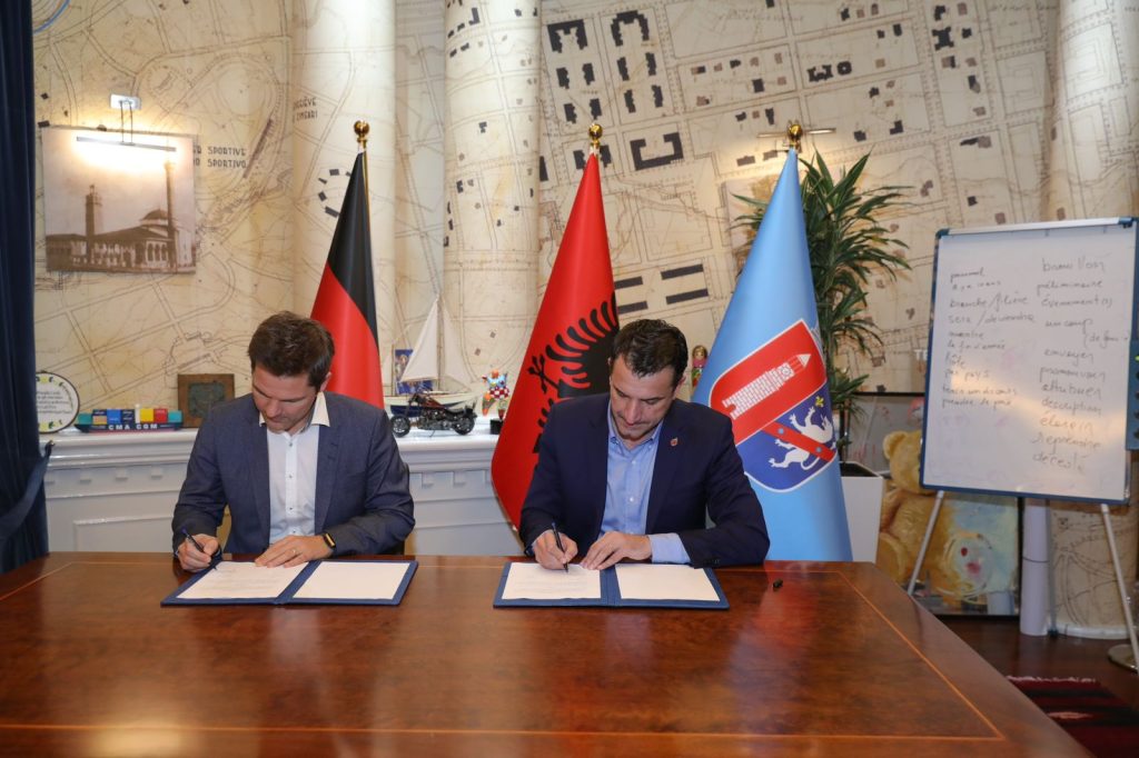 Veliaj takon Presidentin e Rajonit të Hanoverit, Steffen Krach: Do bashkëpunojmë me një qytet dinamik si Tirana 1 WhatsApp Image 2023 11 24 at 12.00.06