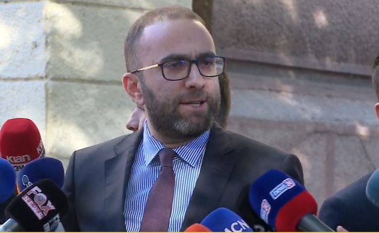 Bardhi: Mazhoranca po na detyron të shkojmë në akte ekstreme, opozita është bashkë bardhi 4