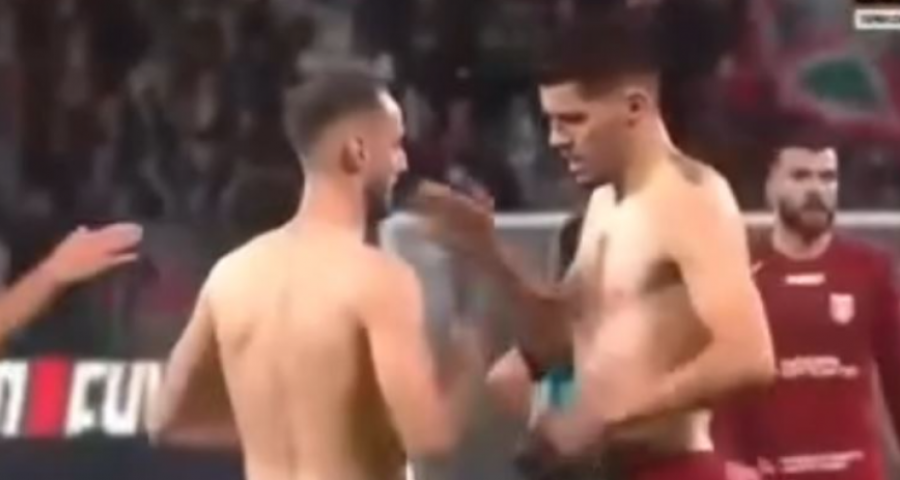 VIDEO/ Mitaj eliminon Dakun nga Kupa në Rusi, ndërrim fanellash dhe përqafim mes kuqezinjve daku