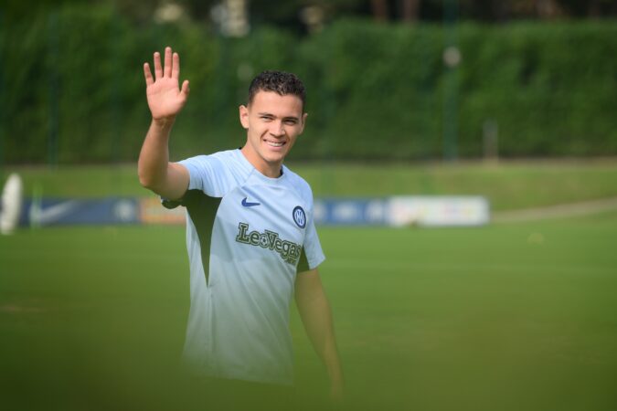 Shkëlqeu ndaj Romës, Asllani kërkon hapësira. Ja se si ylli kuqezi po fiton Interin kristjan Asllani 675x450 1