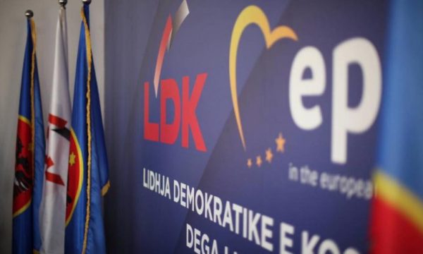 Me 333 vota unanime, zgjidhet kryetari i Lidhjes Demokratike të Kosovës ldk 2 768x512 1 600x360 1