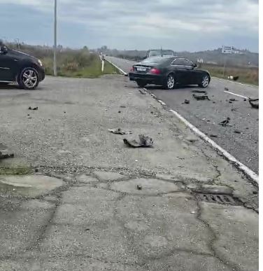 Aksident i rëndë në Gjadër, përplasen tre makina, dy të plagosur (Emrat) 1 lezhe aksidenti 1