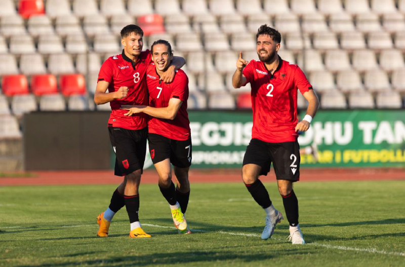 D’Aversa promovon Berishën: Medoni ishte më i miri në fushë në sfidën Lecce-Parma medon berisha 4