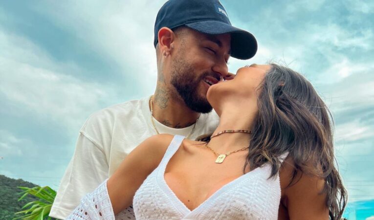 Neymar e tradhtoi përsëri, partnerja e tij merr vendimin përfundimtar neymar e1699185820953 765x450 1