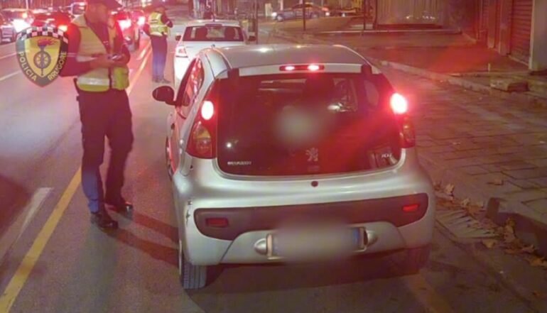 Radarë në të gjitha rrugët e Tiranës, policia: Autopatrullat tona janë sytë që nuk fiksohen policia gjoba 770x441 1