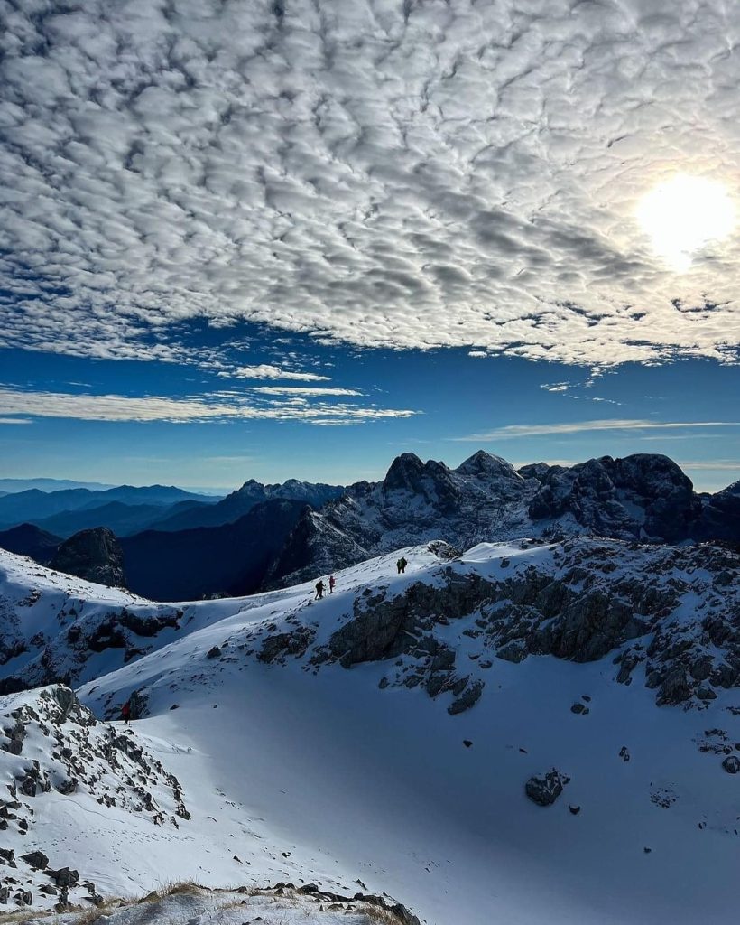 Rama poston kartolinën dimërore nga Alpet tona 1 406513763 911931926969136 1520366115033679077 n