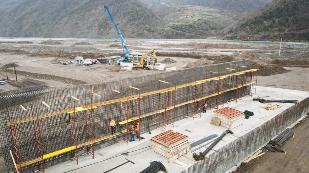 Rama: Filluan punimet edhe në Lotin 3 dhe 4 për ndërtimin e autostradës Elbasan-Qafë Thanë 415257138 922432875919041 7348369865953916793 n