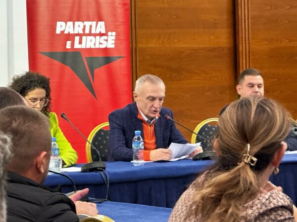 Asambleja e PL-së, Meta: Policia te qytetari vjen për një dritare, kurse inceneratori i Tiranës ka 15 Ha pa leje 7442617a 5a29 46cd 996c de5295a319eb 600x450 1