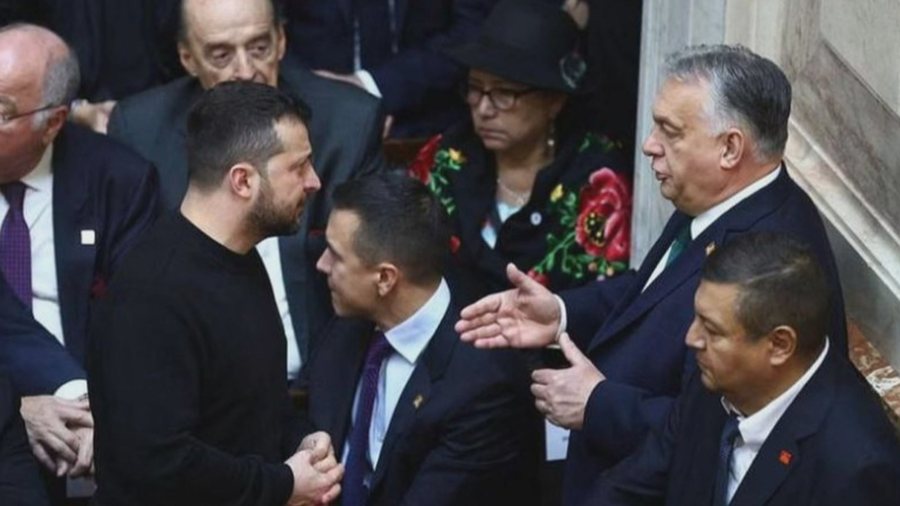 Zelensky takon “djalin e keq” të BE-së, bisedë e shkurtër me tensione 900 0 1702290833xzelensky orban 115