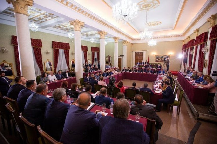Rama i pakënaqur me deputetët e PS-së, i paralajmëron me zgjedhje të parakohshme 900 0 1702292697x800 0 cbf51c89786ffc932e84b65164e7016d 756