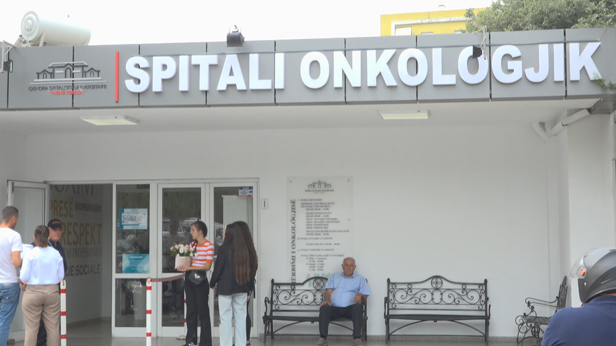 1 në 20 persona rrezikohen nga kanceri i zorrës 900 0 1702474548xkanceri i zorres se trashe frame 1336 958