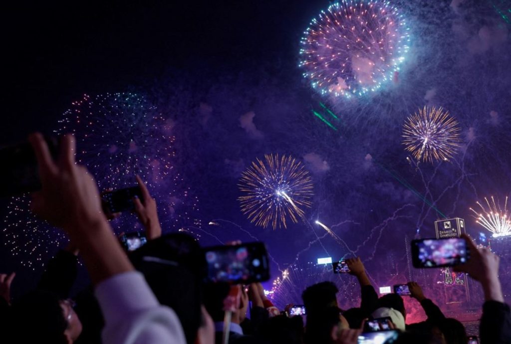 Viti i Ri 2024 mbërrin edhe në Hong Kong, Kinë dhe Tajvan! Spektakli më i madh i fishekzjarreve