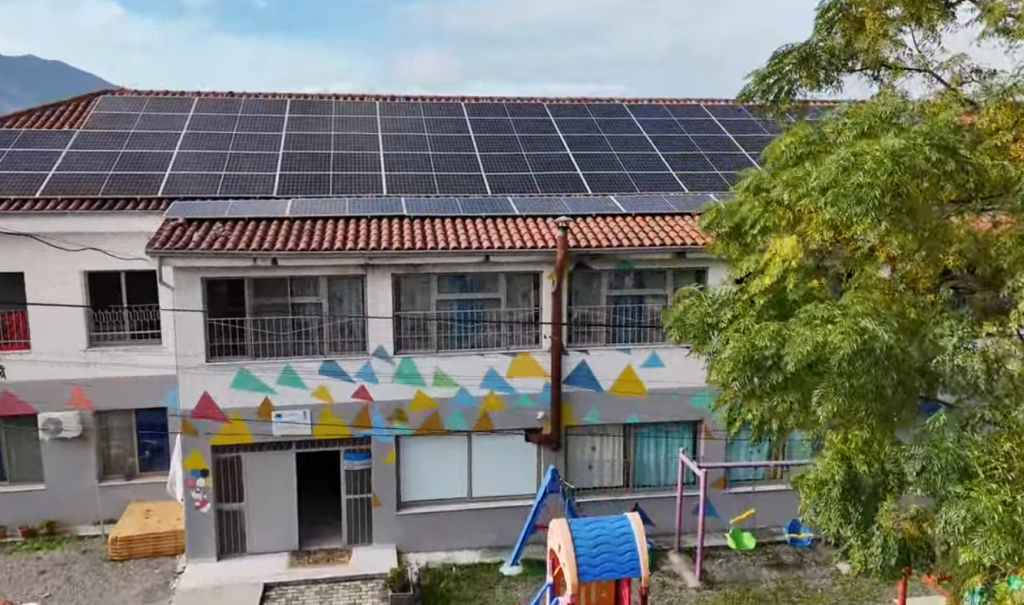 VIDEO/ Rama: Bashkia Shkodër nis instalimin e paneleve diellore në institucionet e arsimit publik Screenshot 2023 12 08 083706
