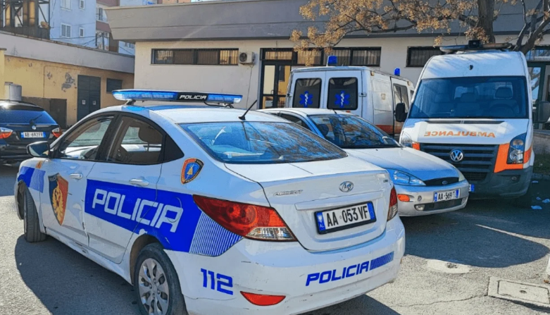 Dhunoi fizikisht të motrën, shpallet në kërkim 50-vjeçari në Sarandë Screenshot 2023 12 25 142003